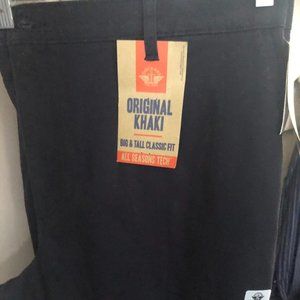 Men's Dockers Khaki pants - Navy blue Size 48x29